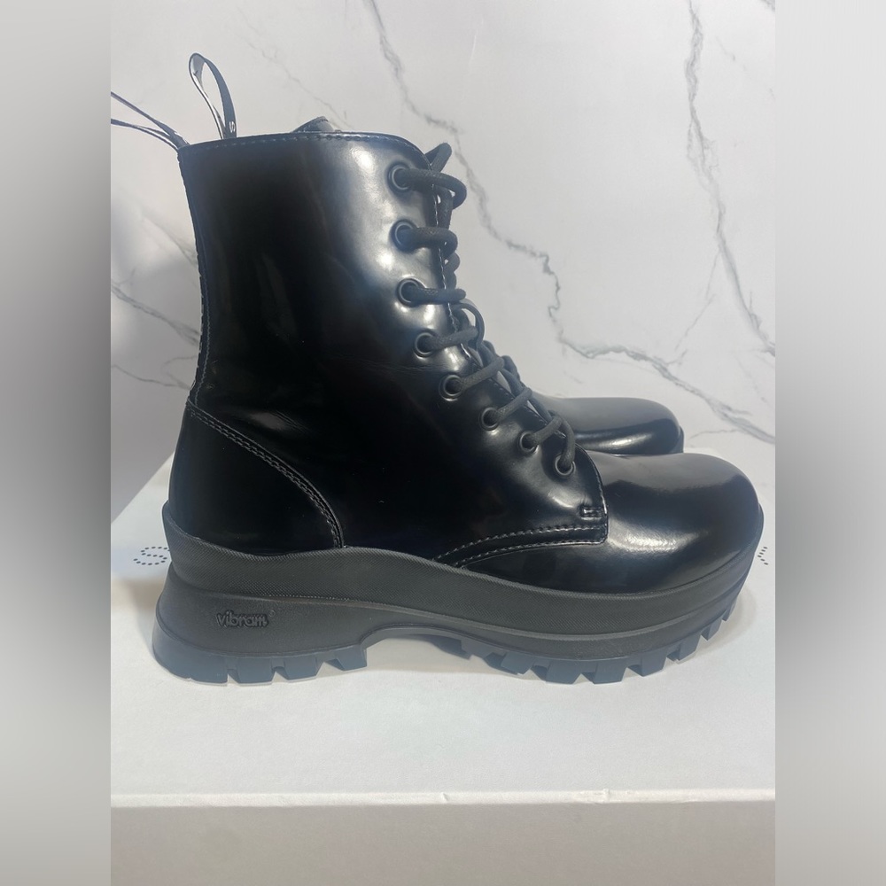 Stella McCartney Trace Brushoff Black Boots in size 40EU/10B